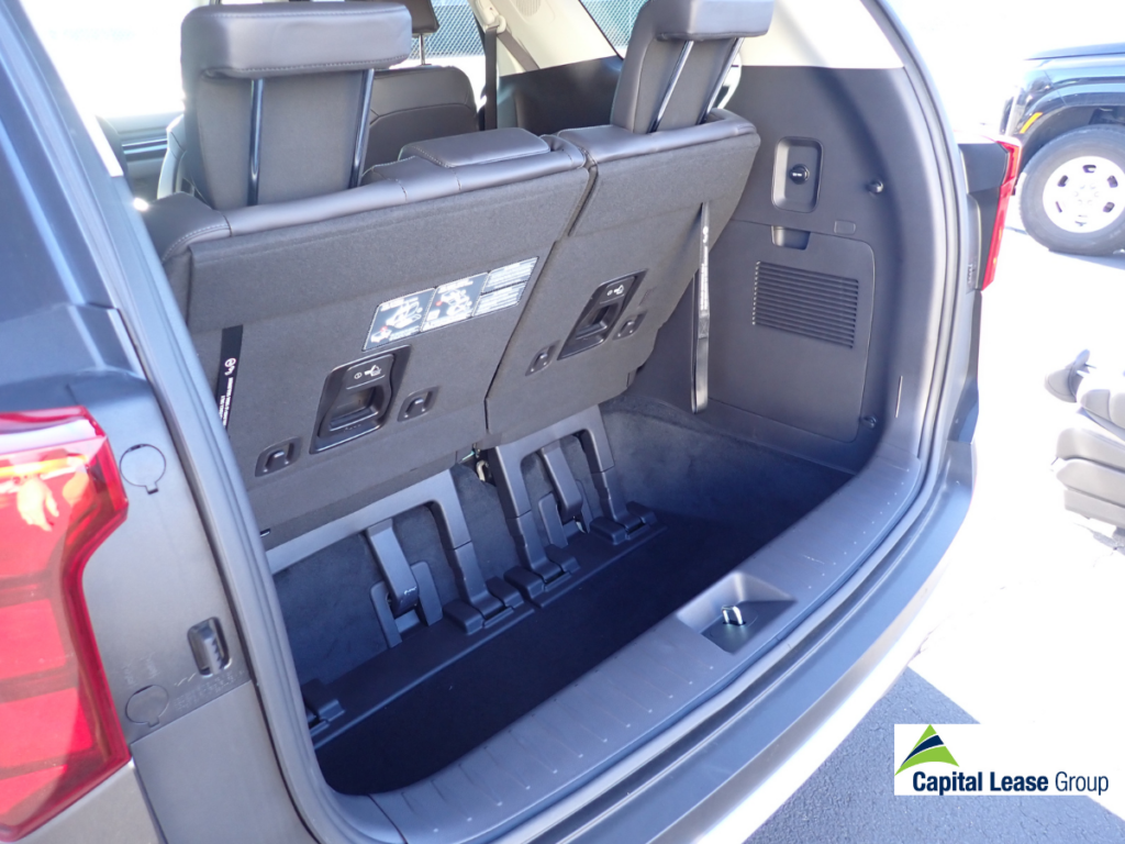 Back row seats of Via minivan flexible can be partially up